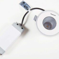 Hình ảnh của đèn downlight âm trần Panasonic 13w NNC7611288 ba chế độ chiếu sáng