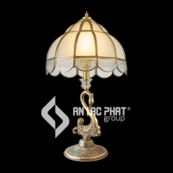 Đèn bàn trang trí bằng đồng nguyên chất Euroto BD-111