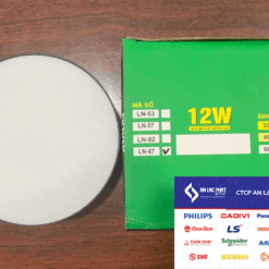 Mặt trước đèn led tròn ốp nổi Euroto LN-87 viền đen sang trọng