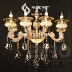 Đèn chùm đá thạch anh trắng cổ điển Euroto C-2046/8